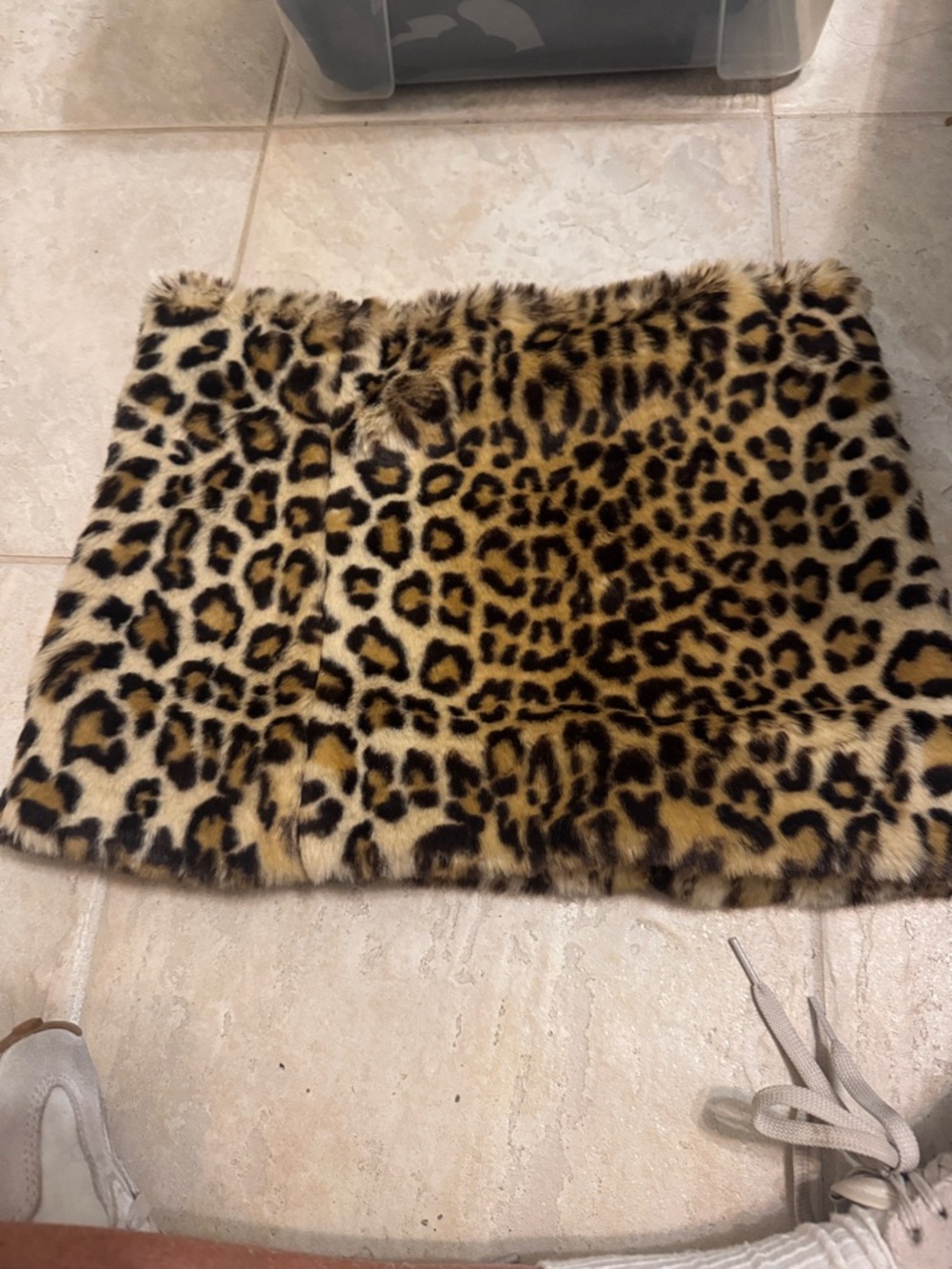 Faux Fur Leopard Print neck warmer